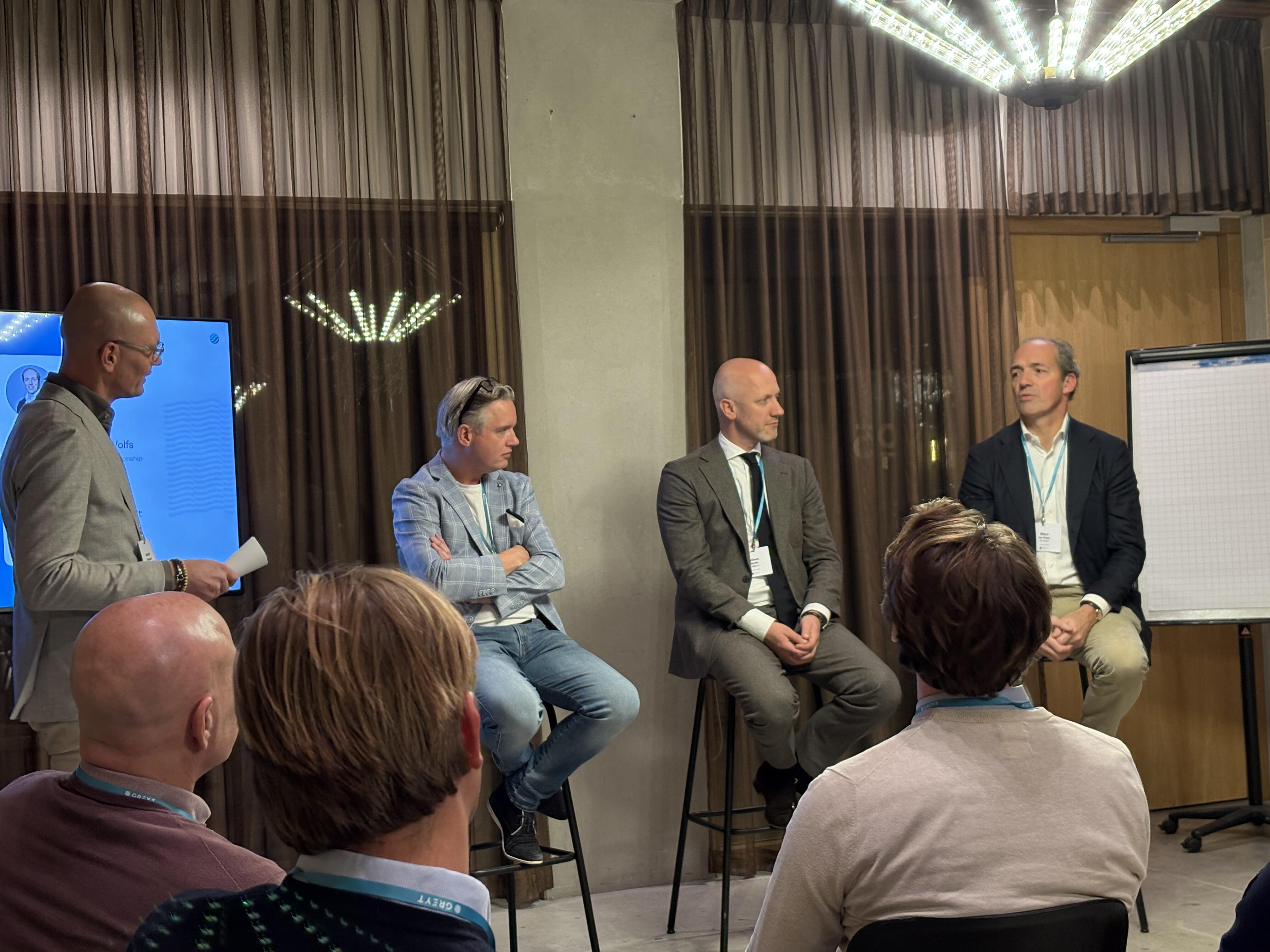 Investor Quarterly picture 2